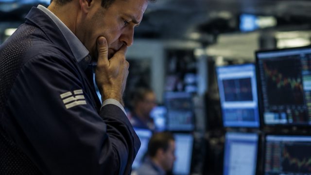Market Decline: Navigating Recent Turbulence in Global Stocks