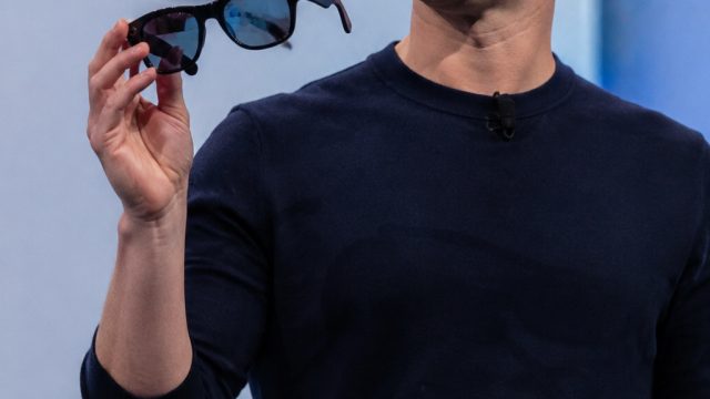 Meta Unveils Next-Gen Smart Glasses to Revolutionize Wearable Tech