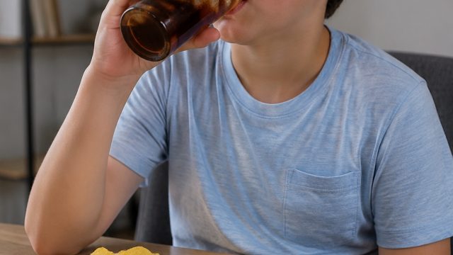 The Long-Term Impact of Sugary Drinks on Blood Pressure from Childhood